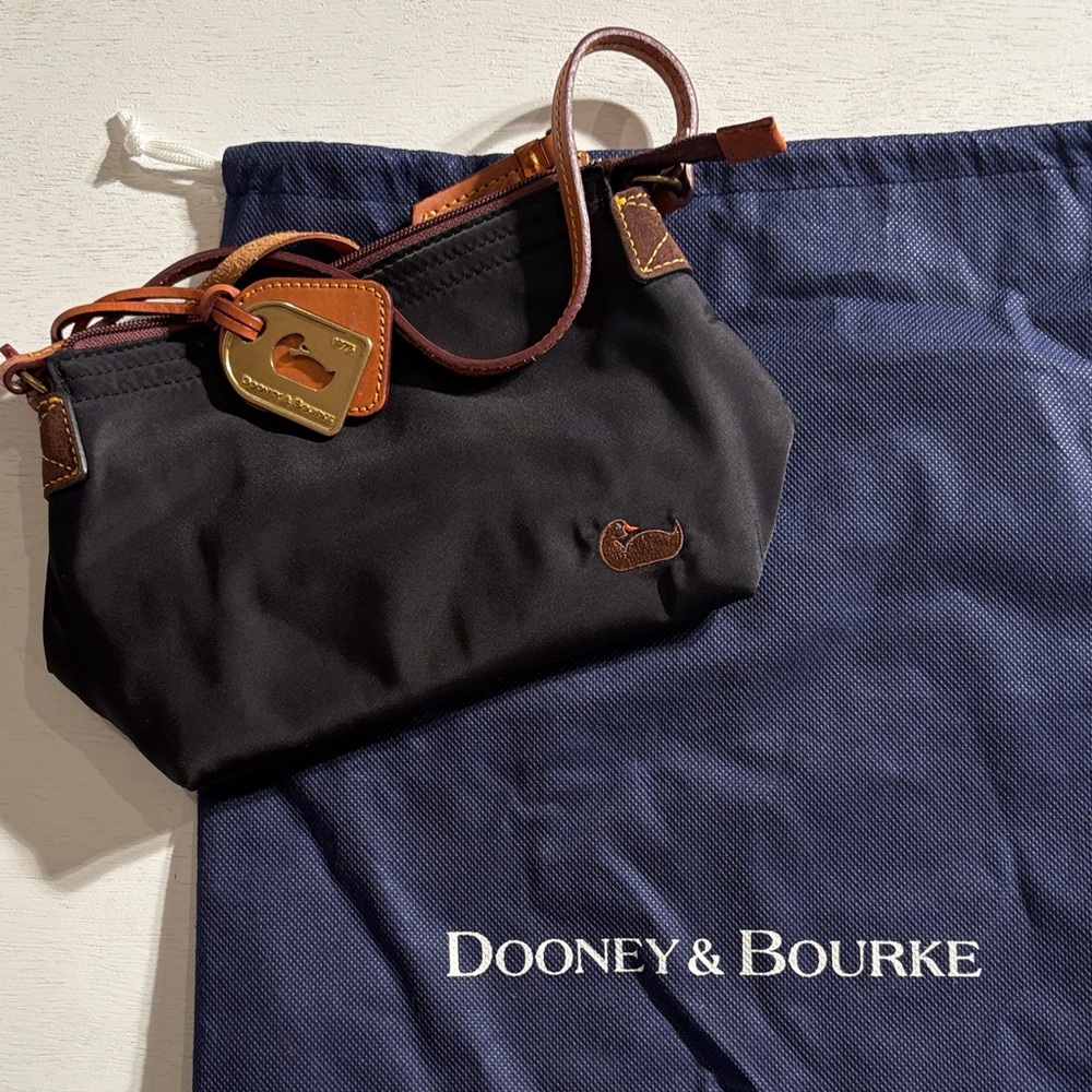 Dooney & Bourke Black and Brown Belt Bag - Picture 1 of 5